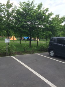 北海道安平町鹿公園のキャンプ場は車で便利