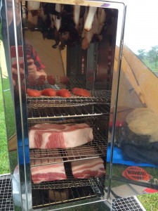 豚ロース肉の燻製をユニフレームFS-600で作る