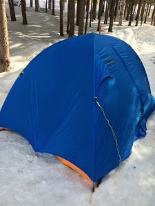 冬キャンプでダンロップアルパインテントVS30